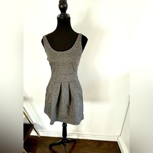 Aritzia- Wilfred grey midi dress